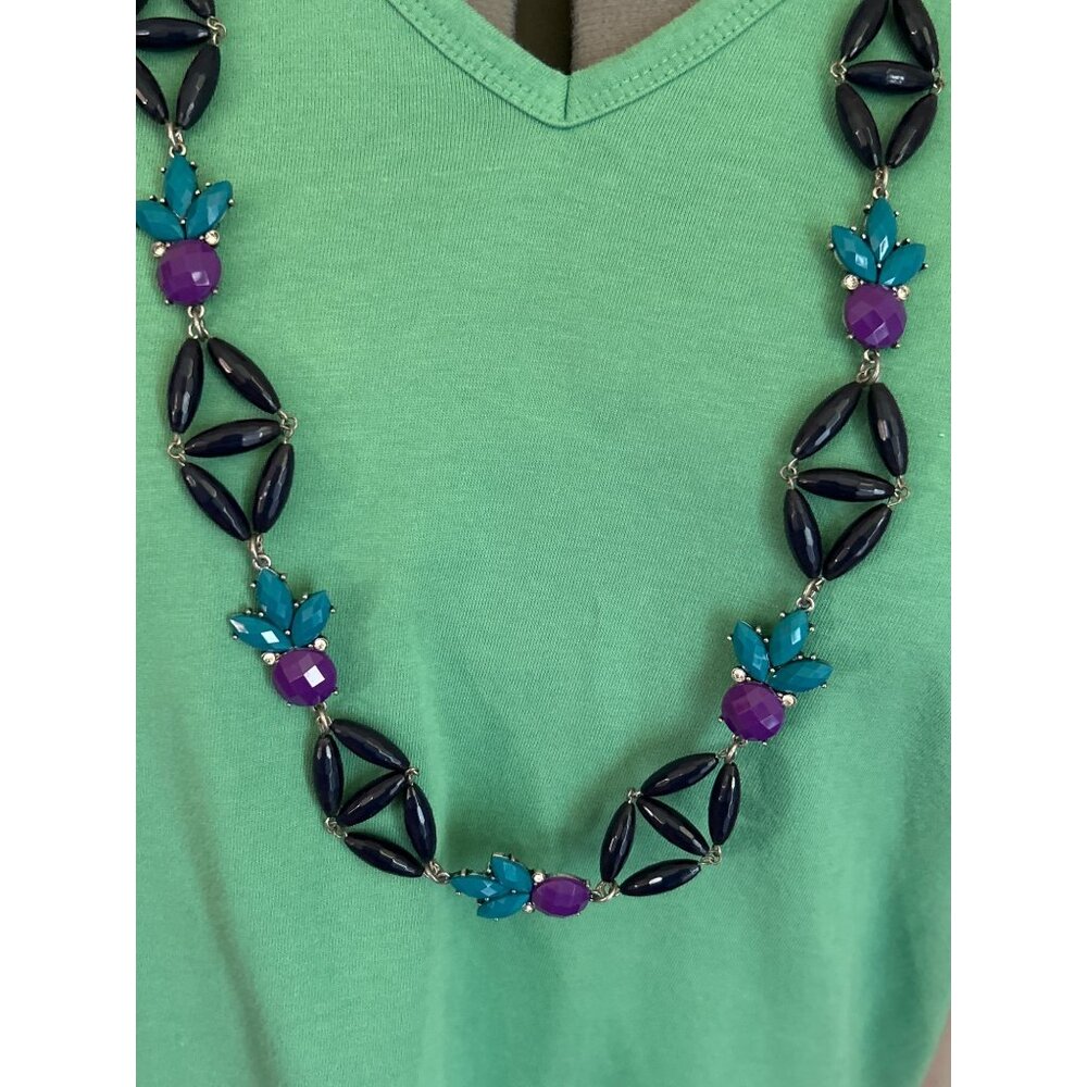 Premier Designs Green Black Purple Accent Beaded Silver Chain 36”-40” - Picture 2 of 4